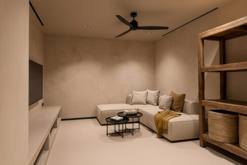 Fuster-24 BASEMENT 3 - Sofa